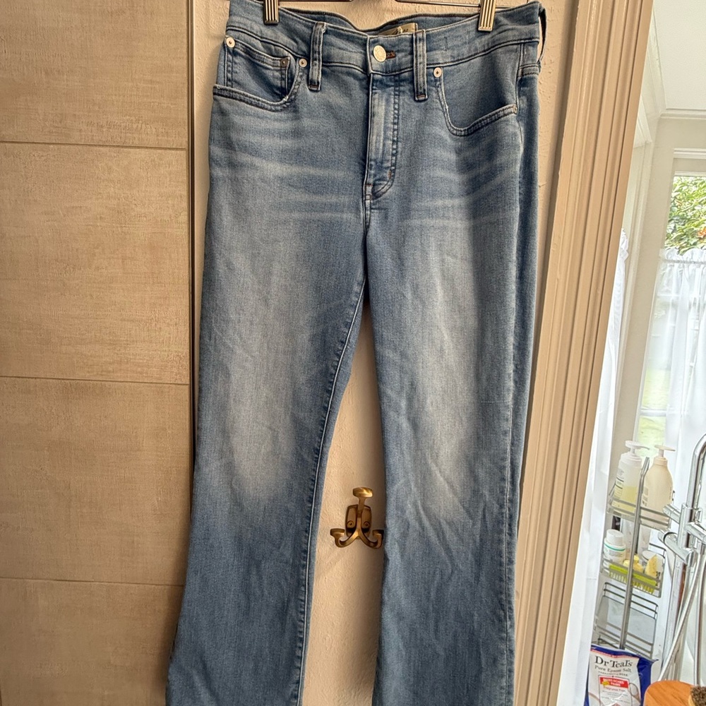 Madewell Mid-rise Kick Out Jeans - Picture 3 of 6
